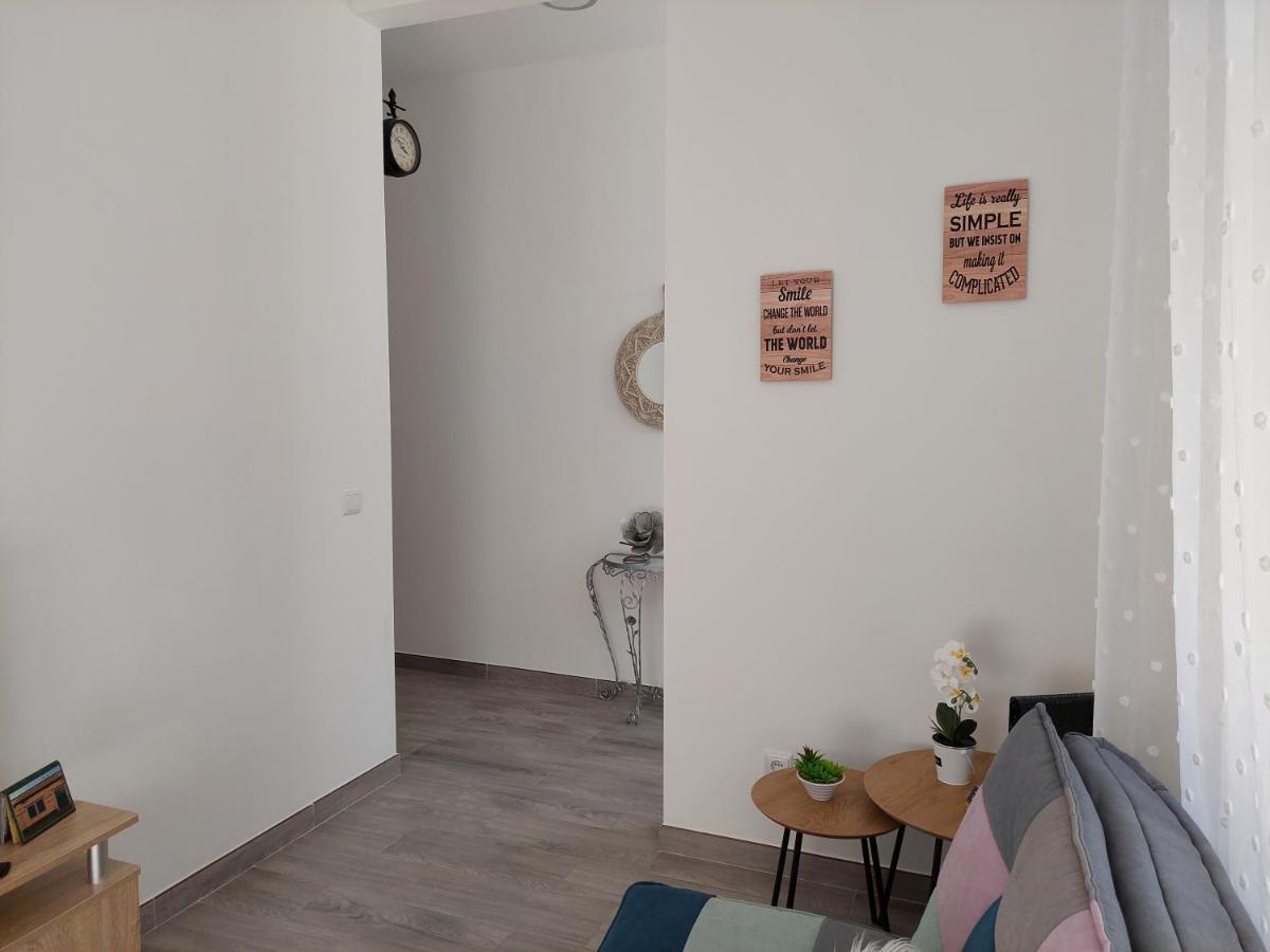 Casa Amarela: Conforto E Localizacao Perfeita! Фару Екстер'єр фото