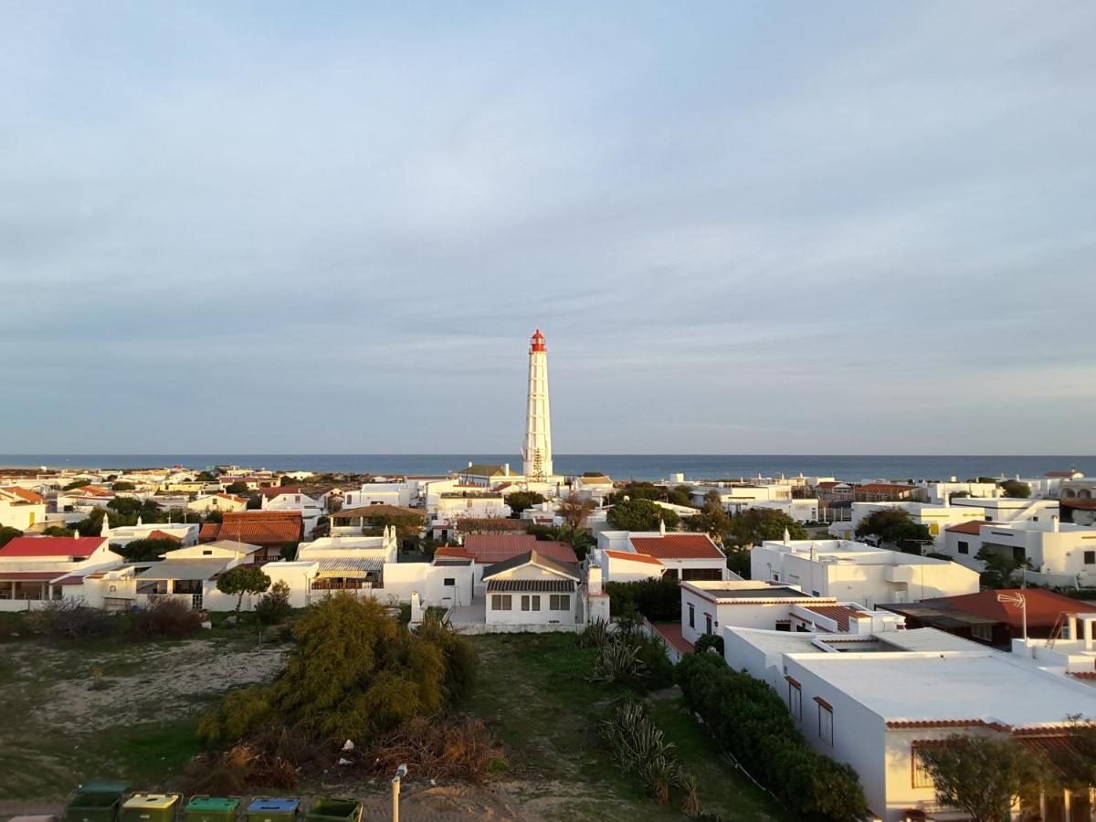 Casa Amarela: Conforto E Localizacao Perfeita! Фару Екстер'єр фото