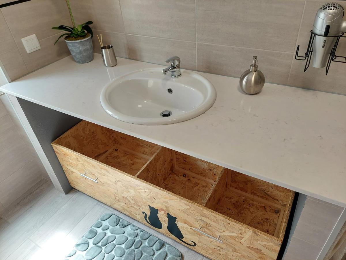 Casa Amarela: Conforto E Localizacao Perfeita! Фару Екстер'єр фото